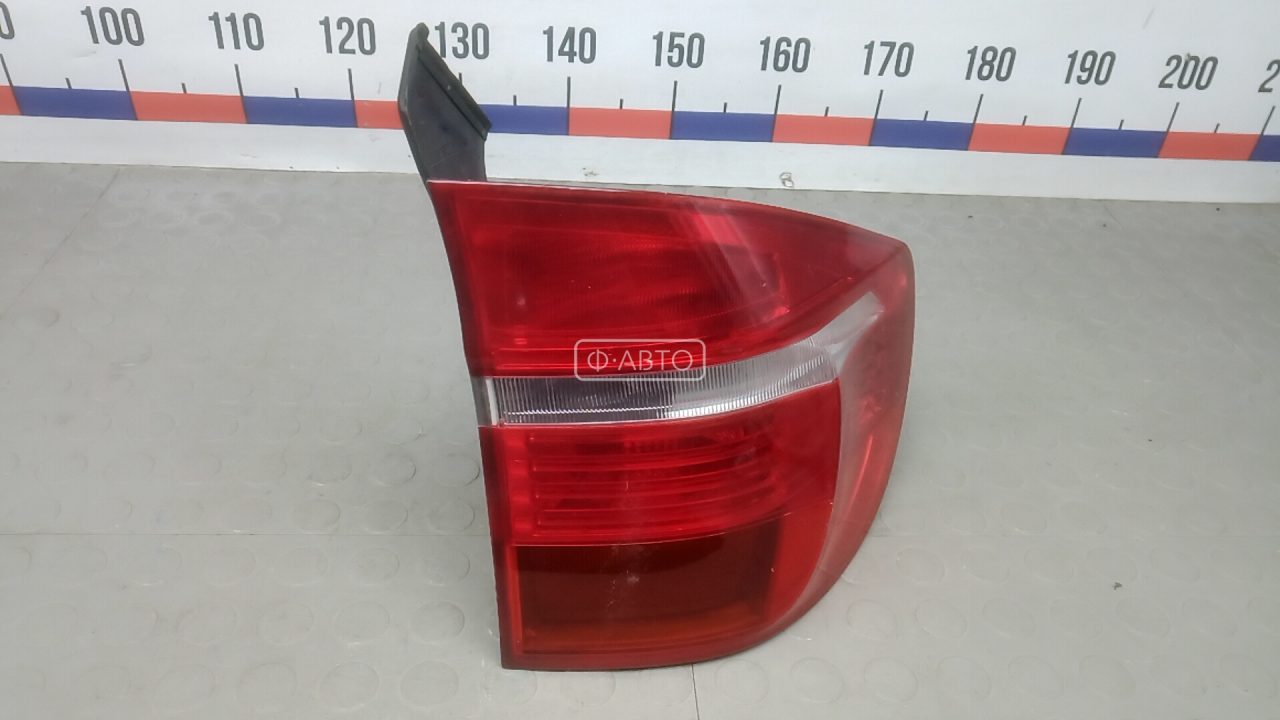 Фонарь задний правый