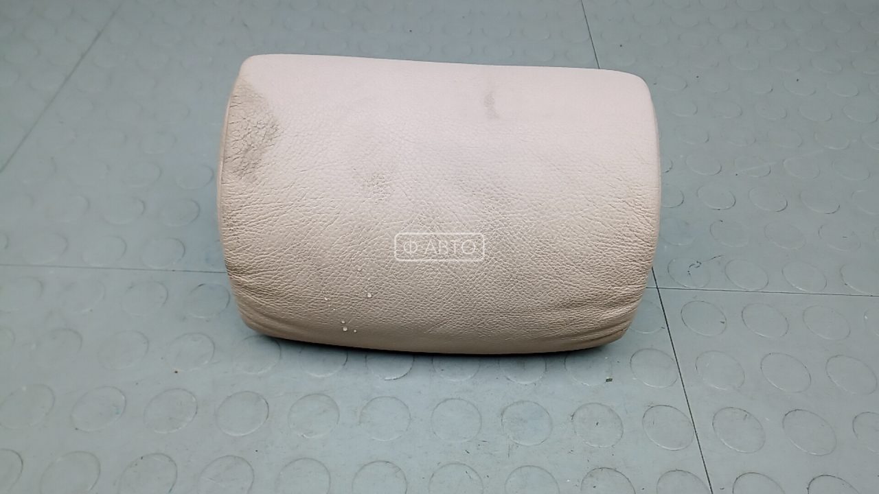 Подголовник задний