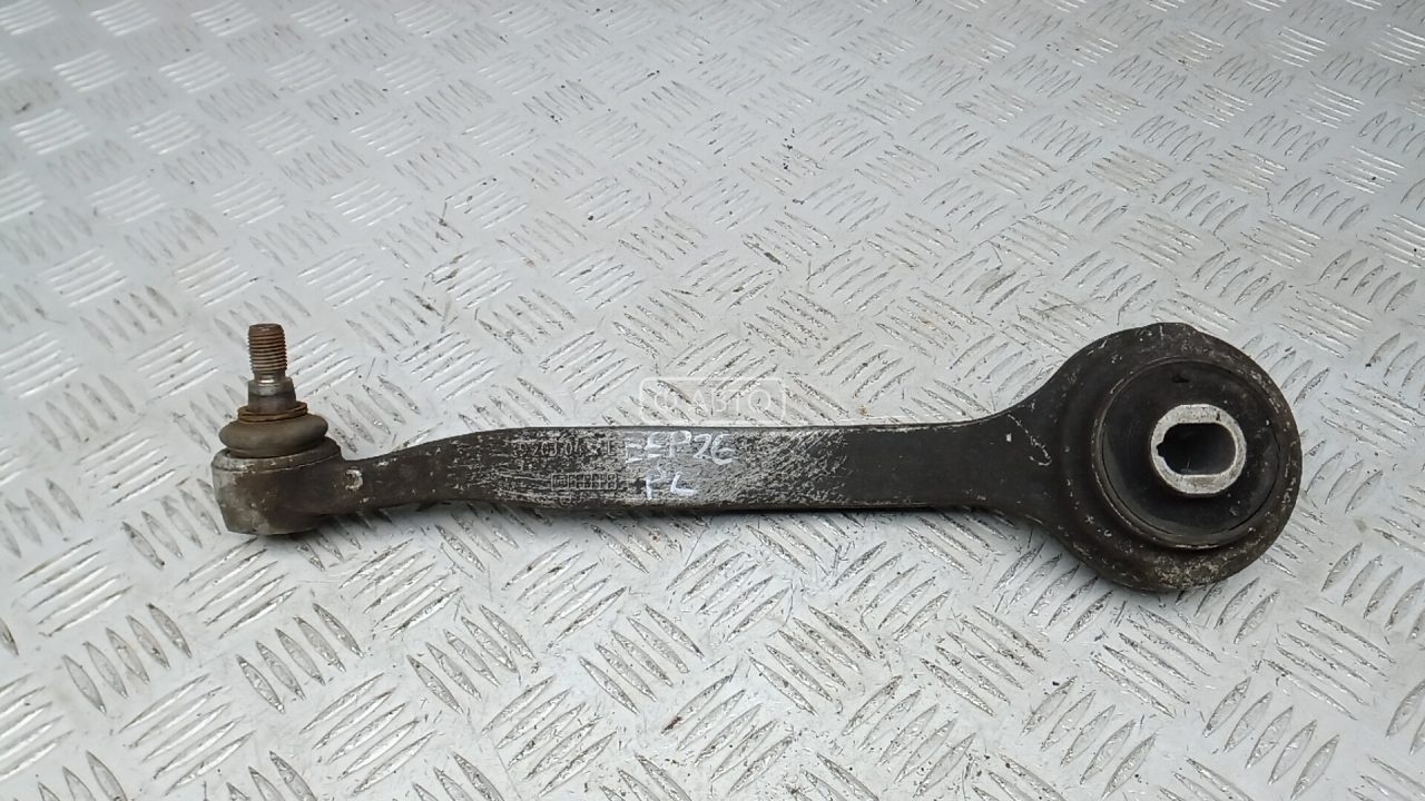 Рычаг передний нижний левый