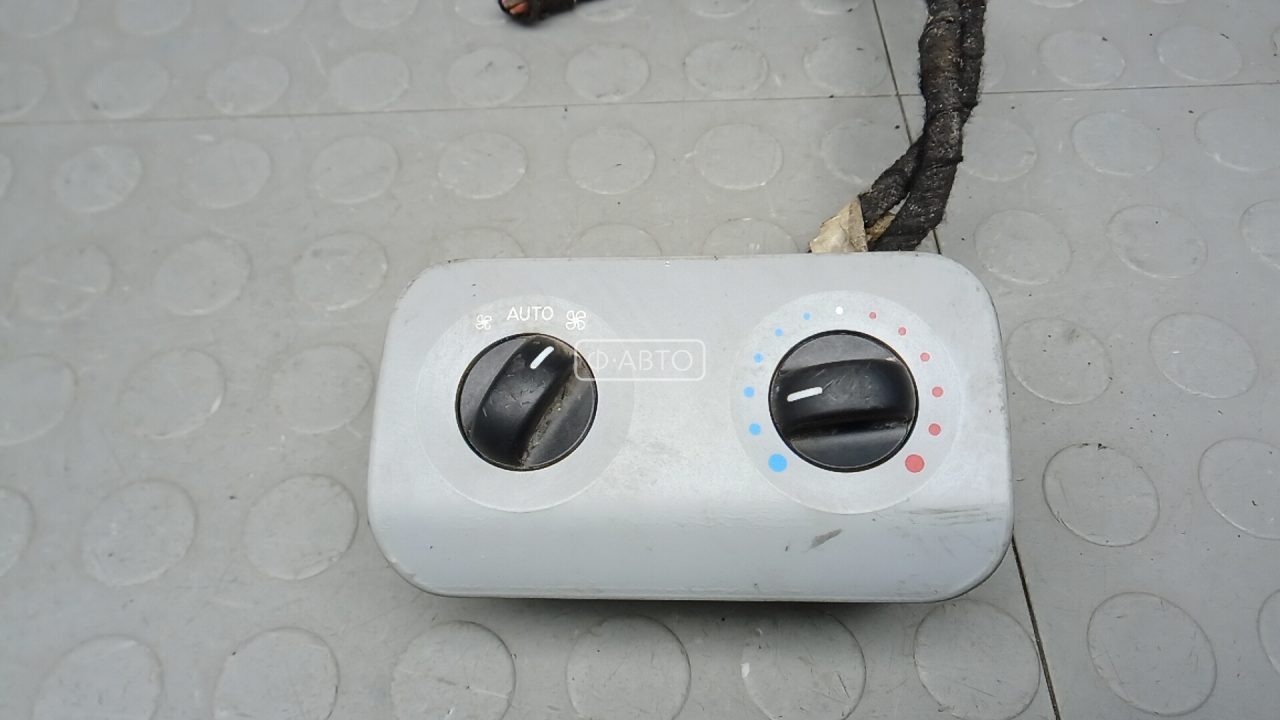 Блок управления печки и климат-контроля