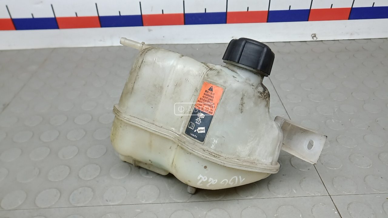 Бачок расширительный