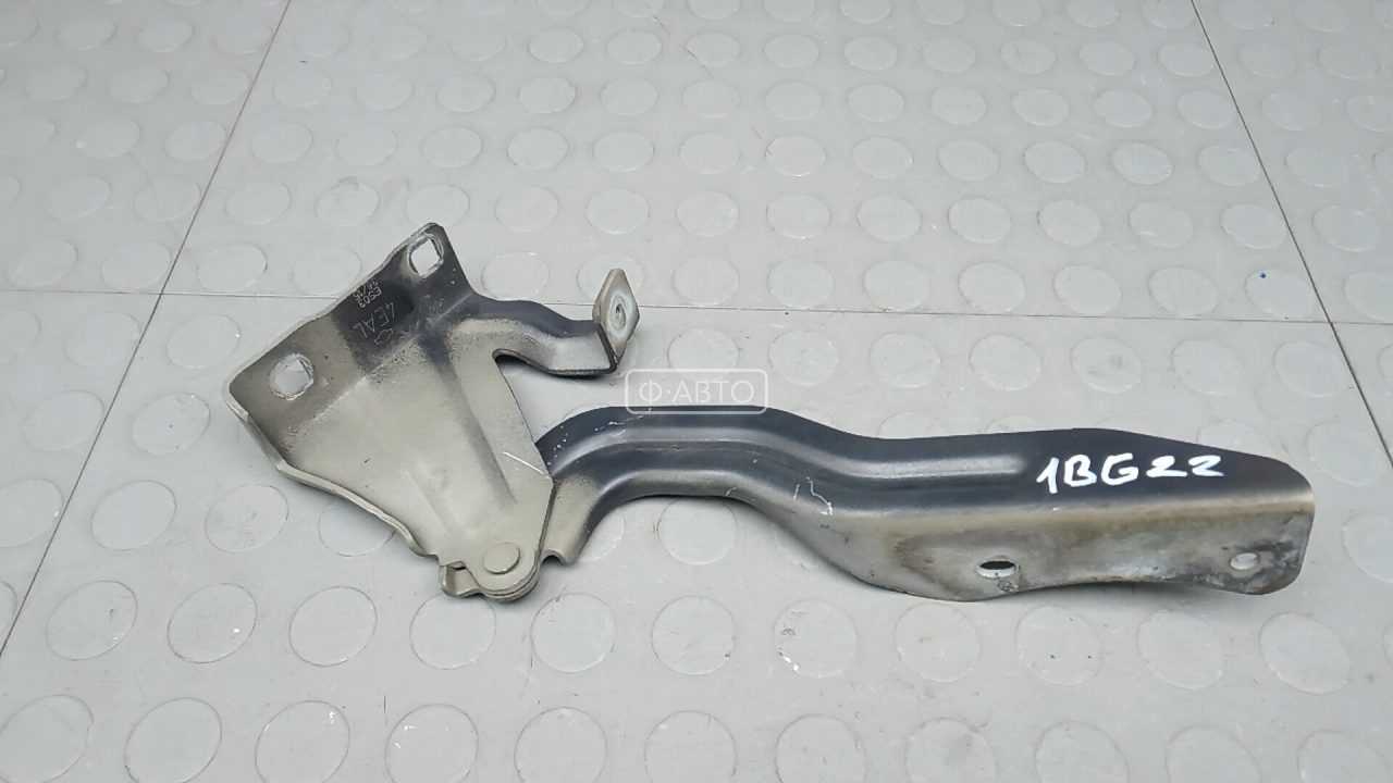 Петля капота