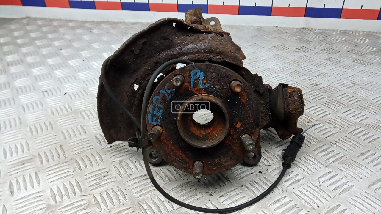 Ступица передняя левая