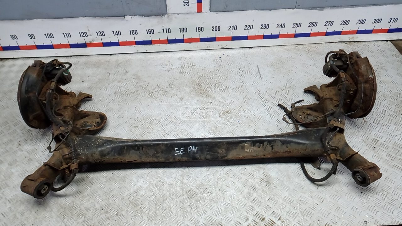 Балка задняя