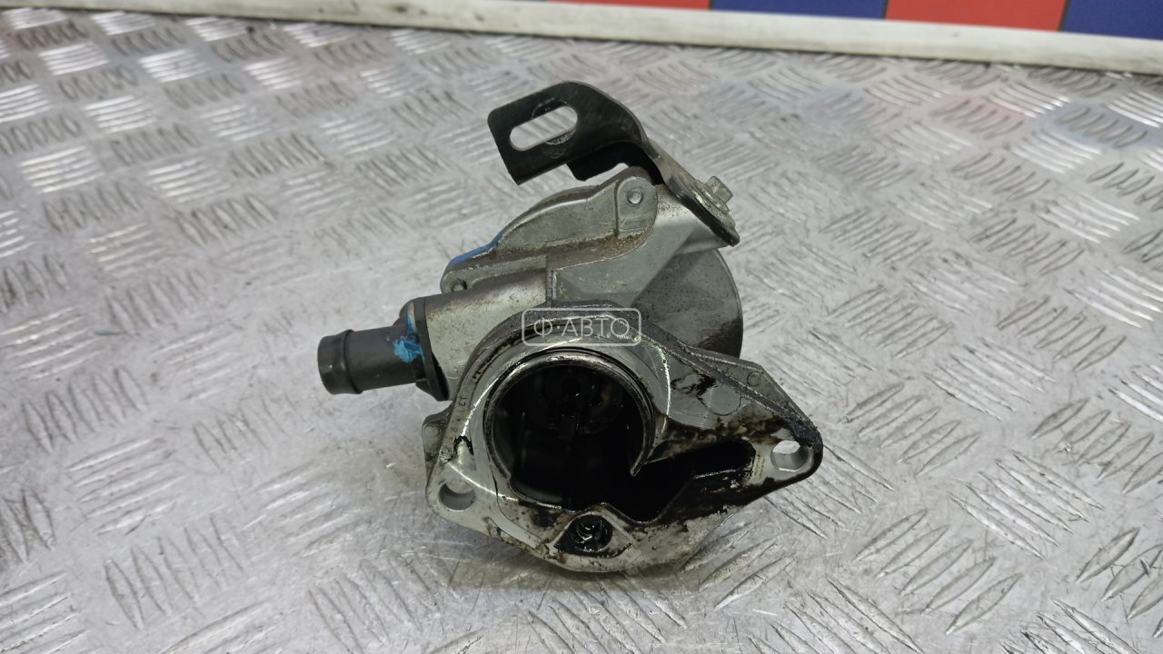 Насос вакуумный