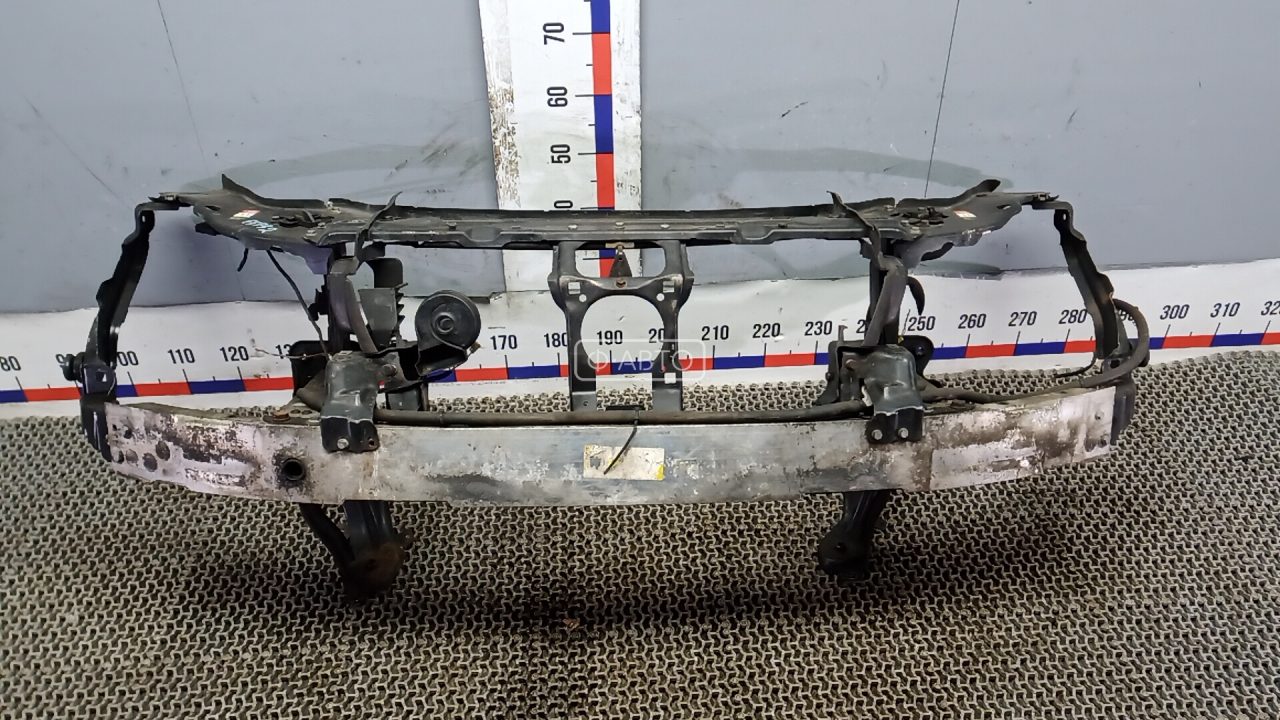 Передняя панель крепления облицовки (телевизор)