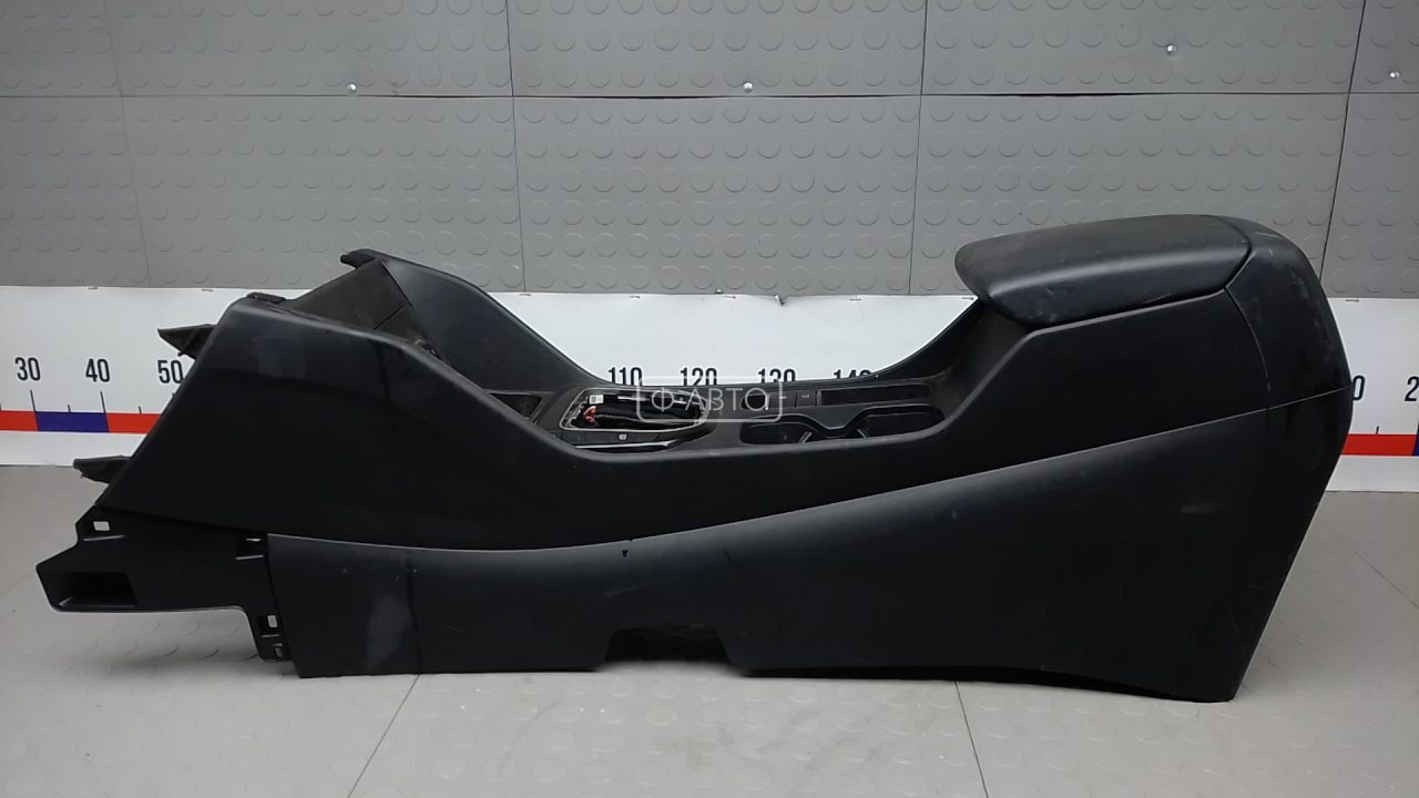 Подлокотник центральный