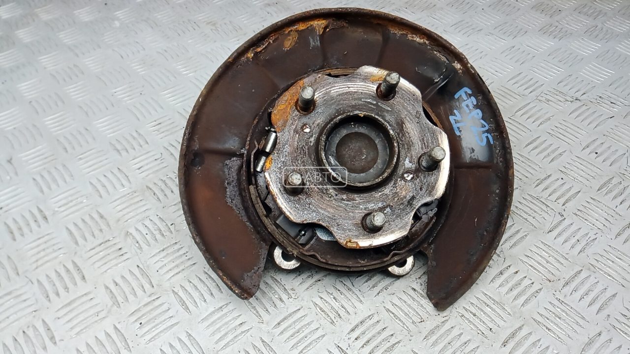 Ступица задняя левая