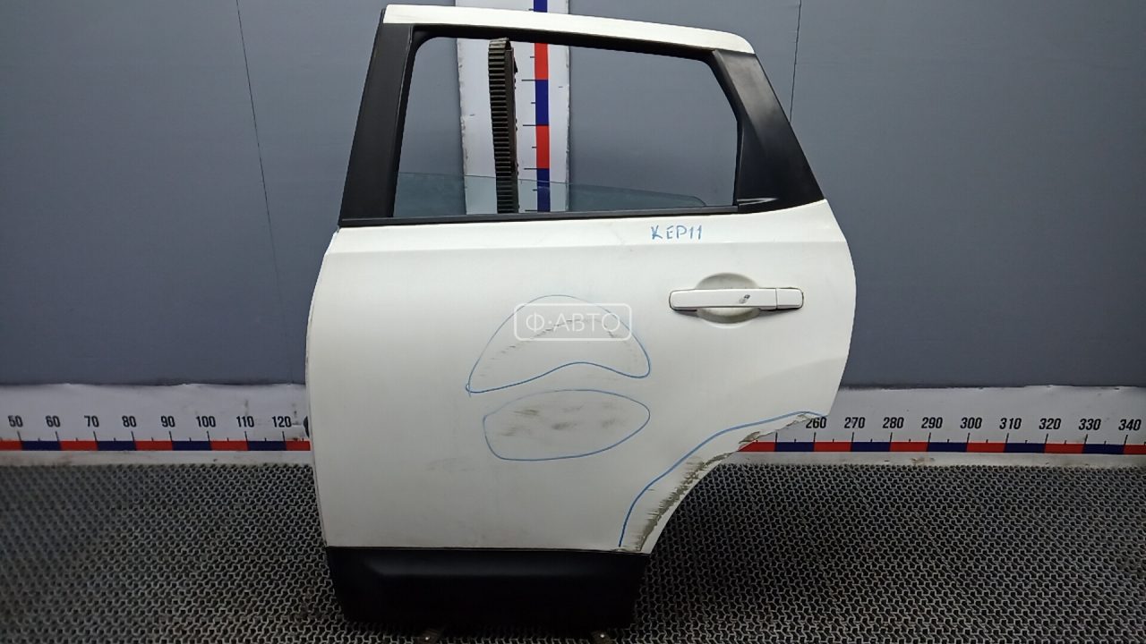 Дверь задняя левая