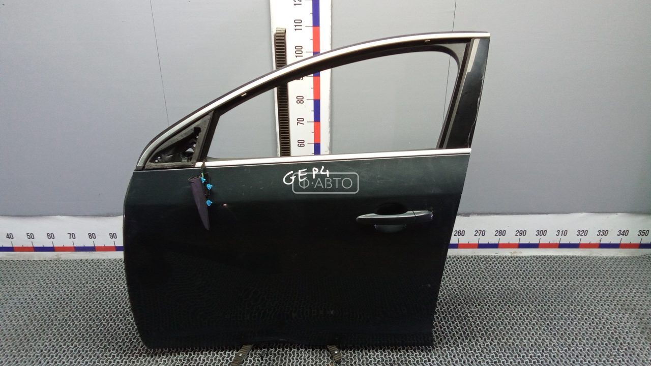 Дверь передняя левая