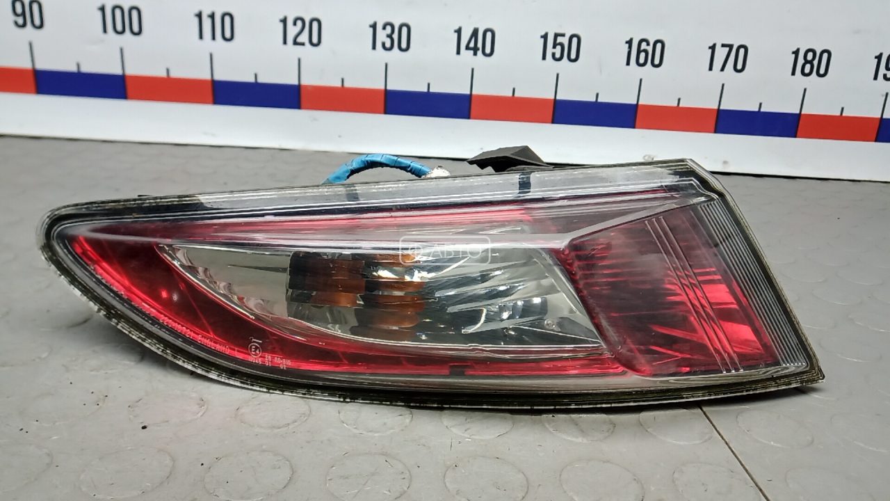 Фонарь задний левый