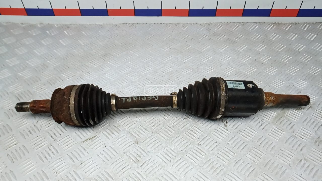 Привод передний левый