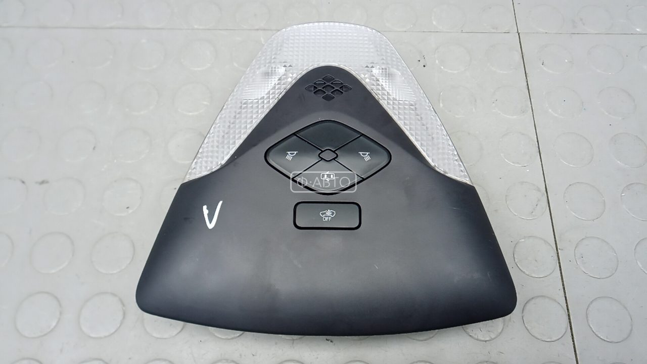 Фонарь освещения салона