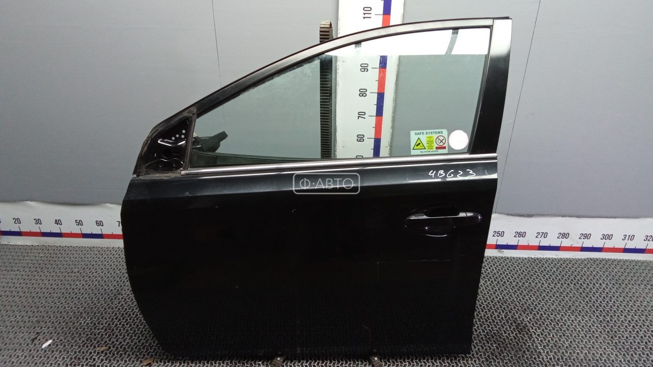 Дверь передняя левая