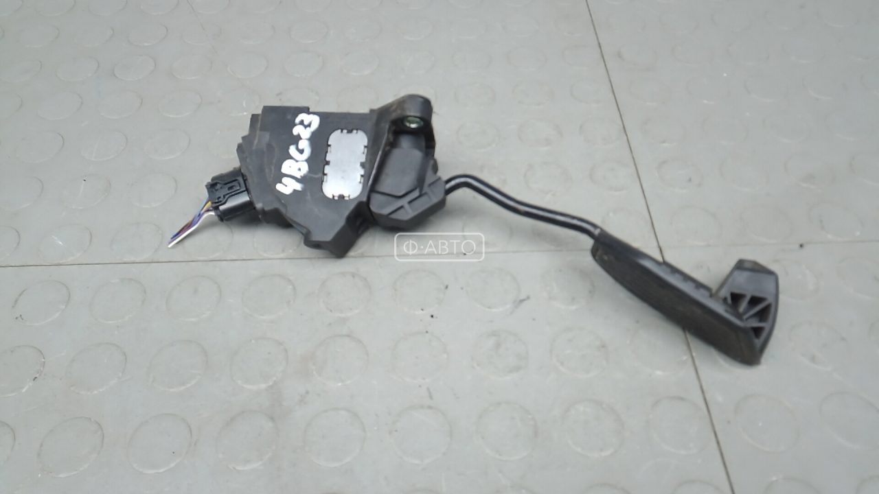 Педаль газа