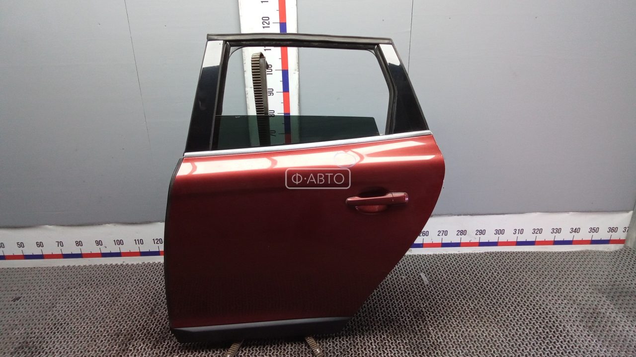 Дверь задняя левая