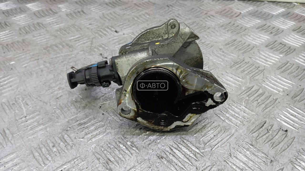 Насос вакуумный