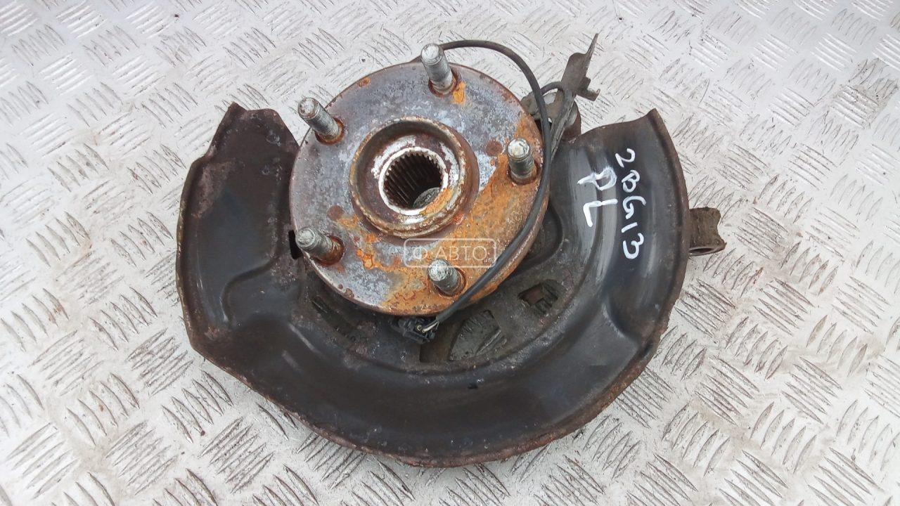 Ступица передняя левая