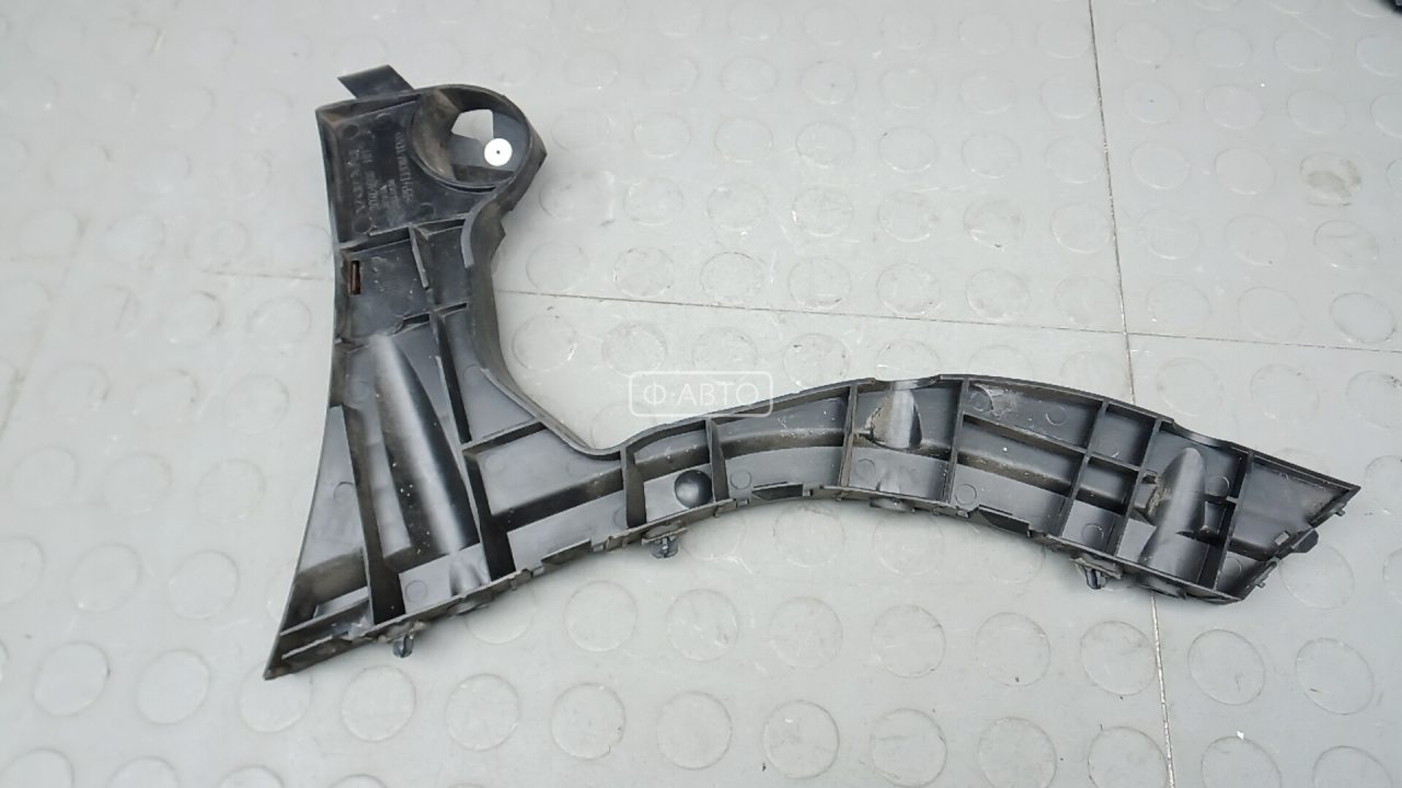 Крепление бампера заднее