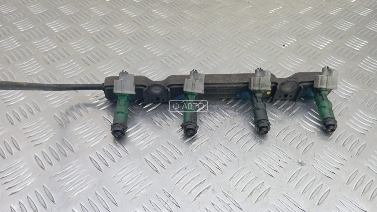 Топливная рампа бензиновая