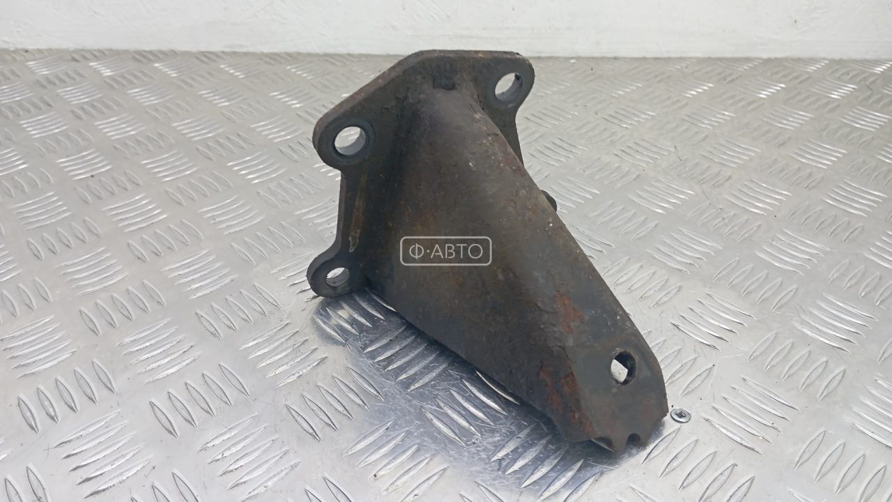 Кронштейн двигателя дизельный