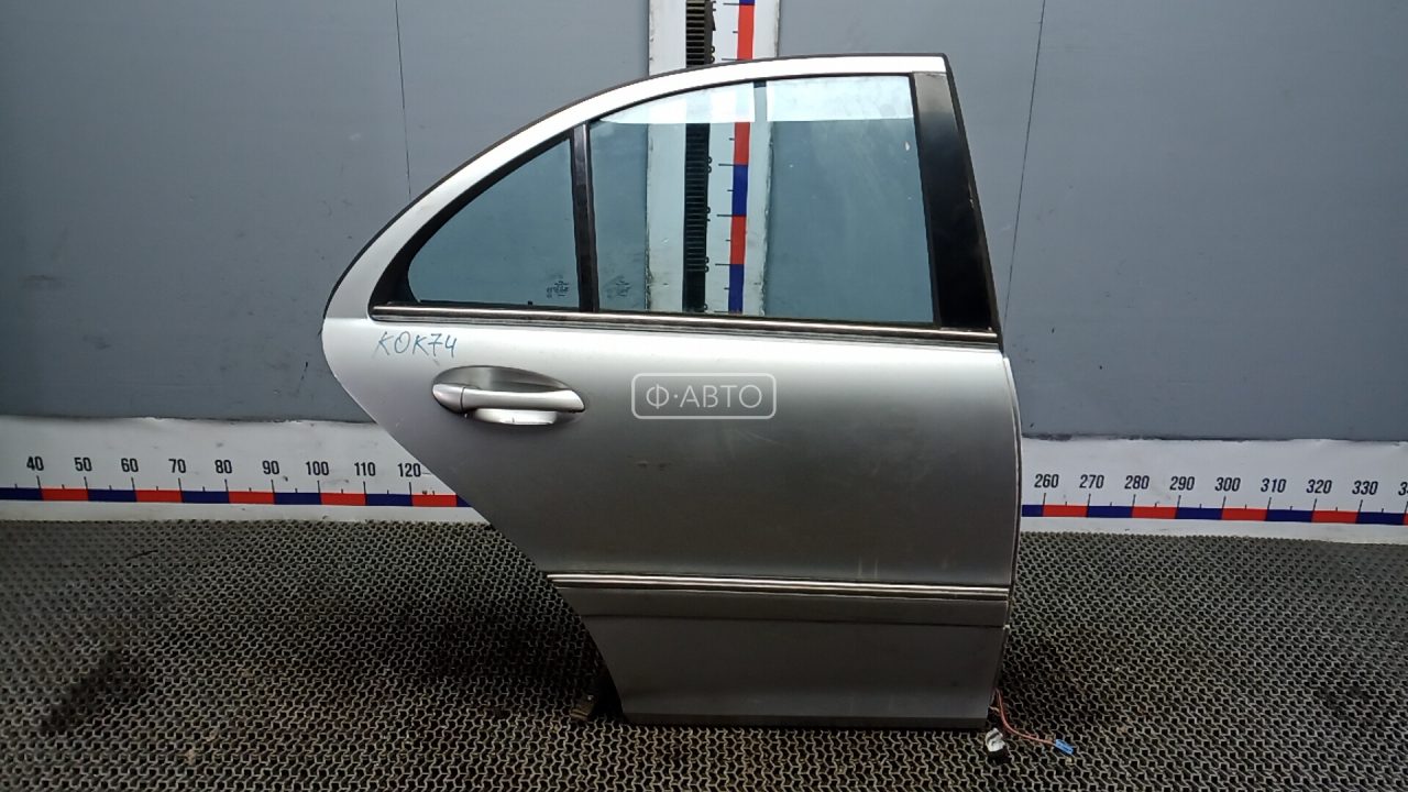 Дверь задняя правая