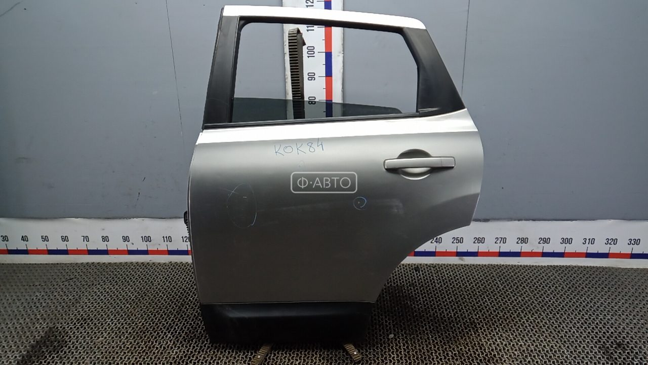 Дверь задняя левая