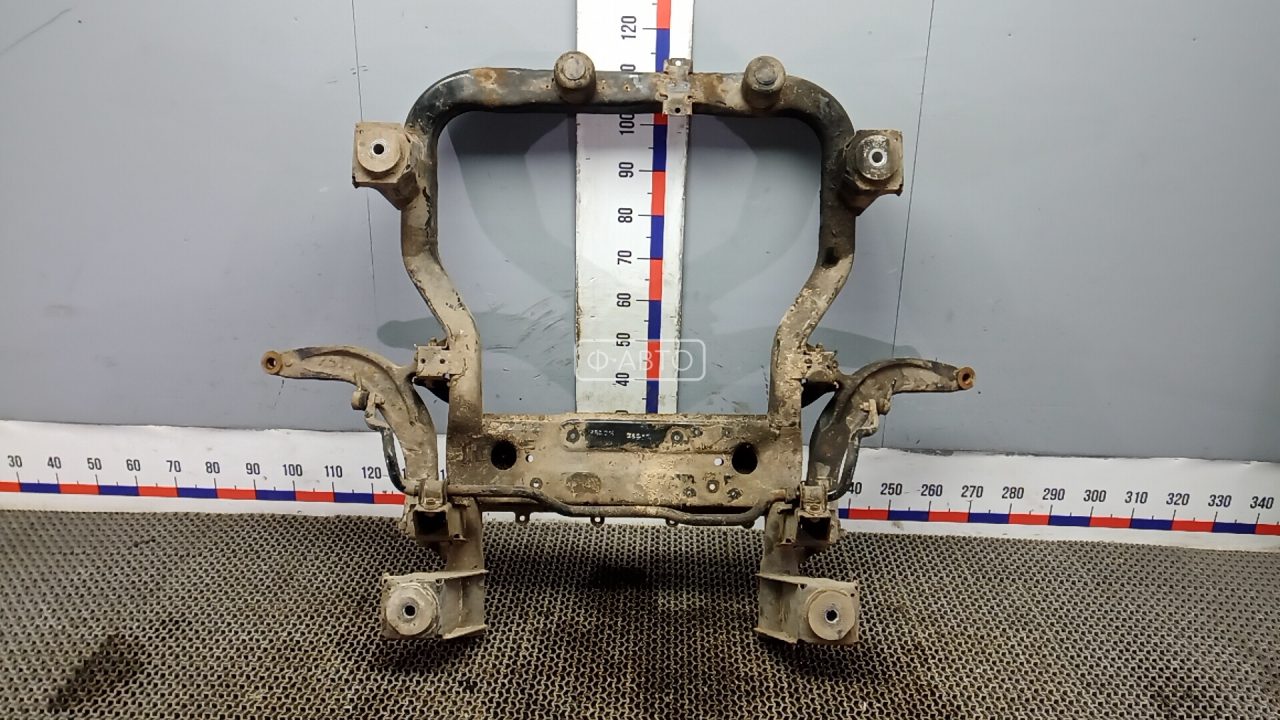 Балка подвески передняя