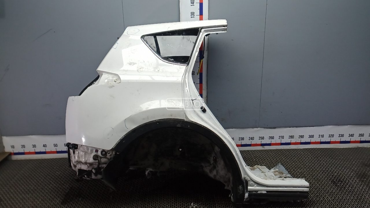 Крыло заднее правое