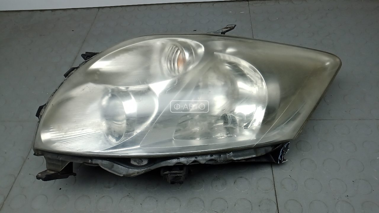 Фара левая
