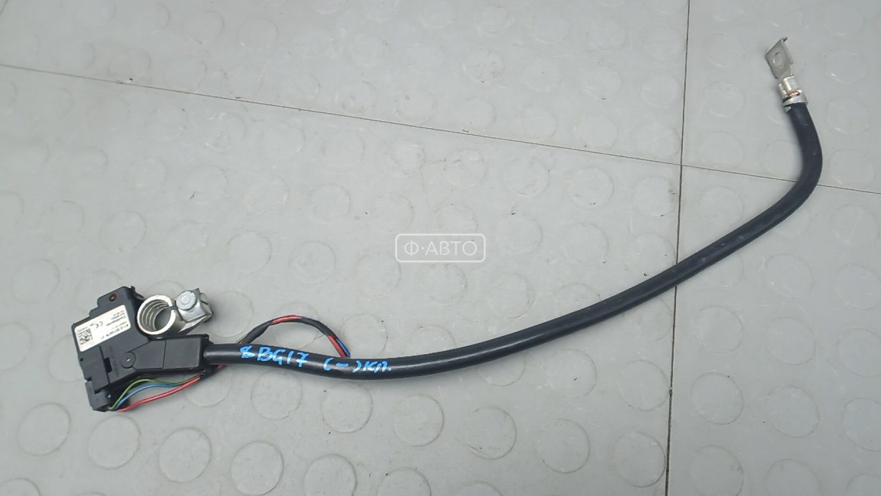 Клемма аккумулятора минус