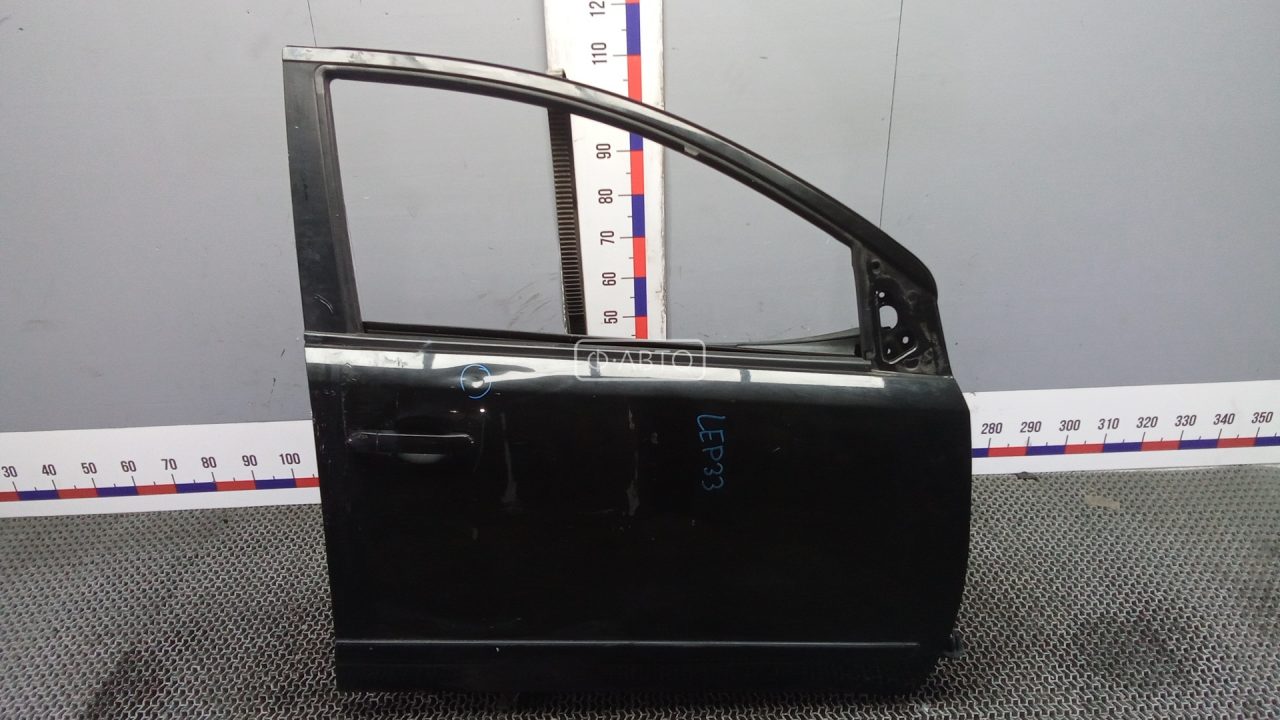 Дверь передняя правая