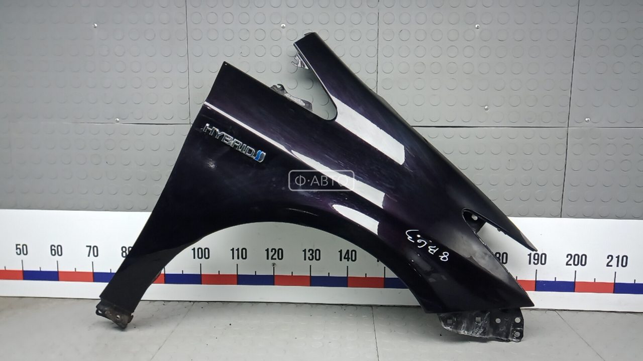 Крыло переднее правое