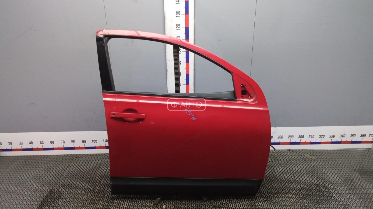 Дверь передняя правая