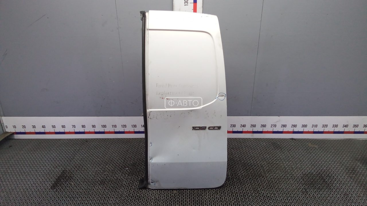 Дверь распашная правая