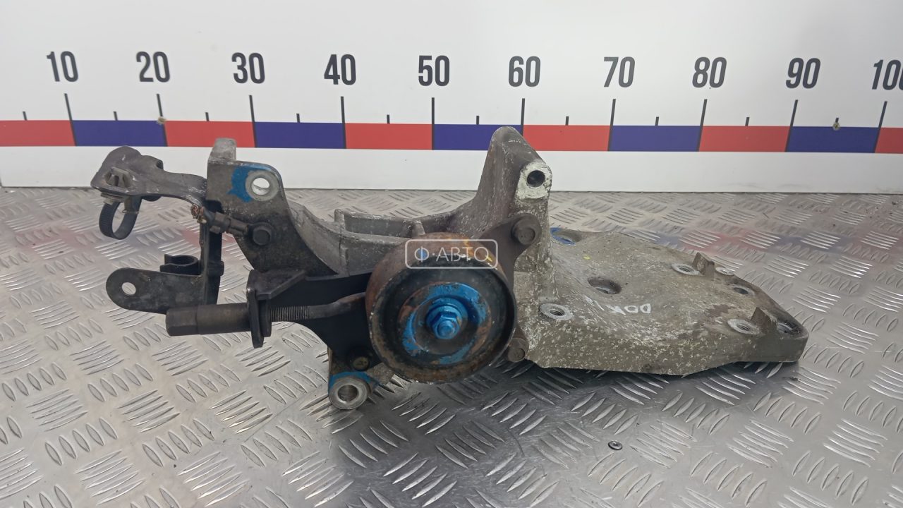 Кронштейн двигателя дизельный