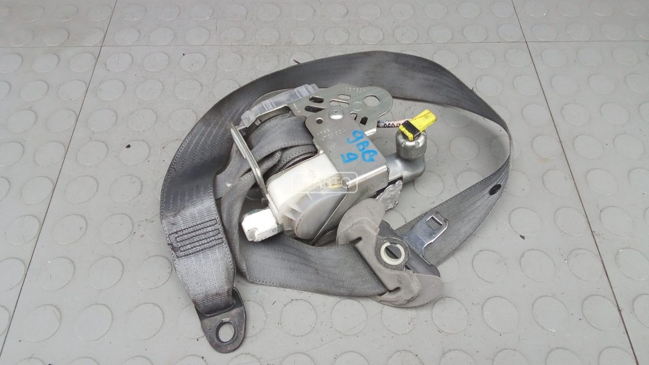 Ремень безопасности с пиропатроном сиденья переднего