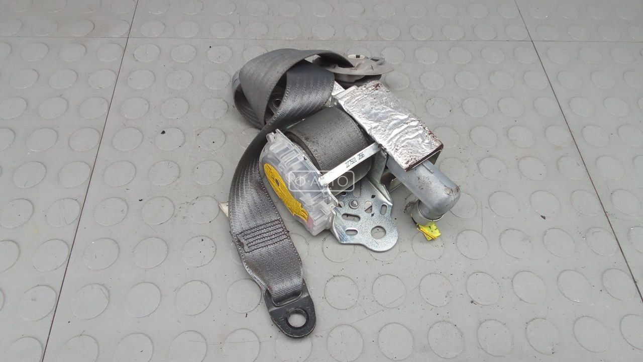 Ремень безопасности с пиропатроном сиденья переднего