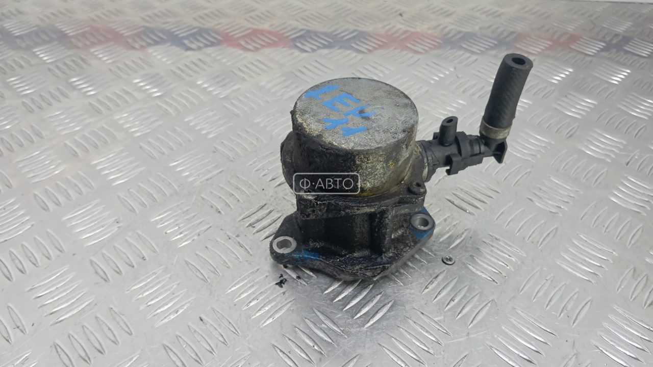 Насос вакуумный