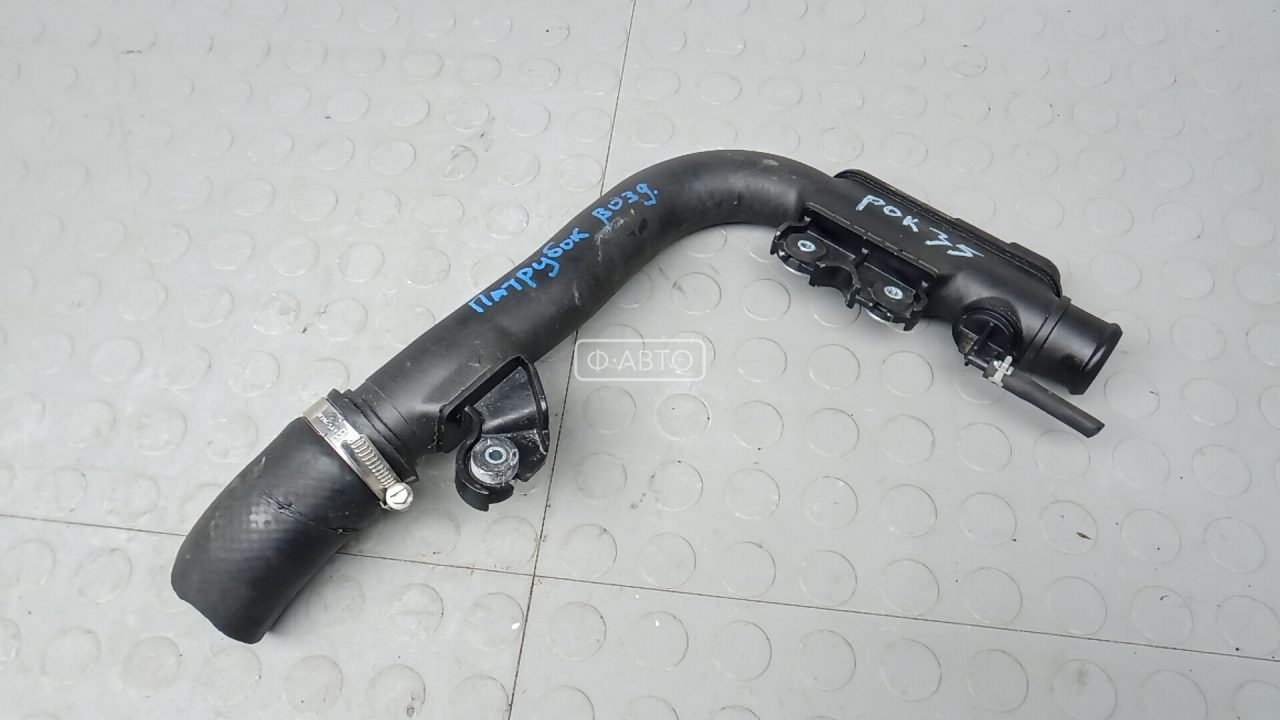 Патрубок интеркулера