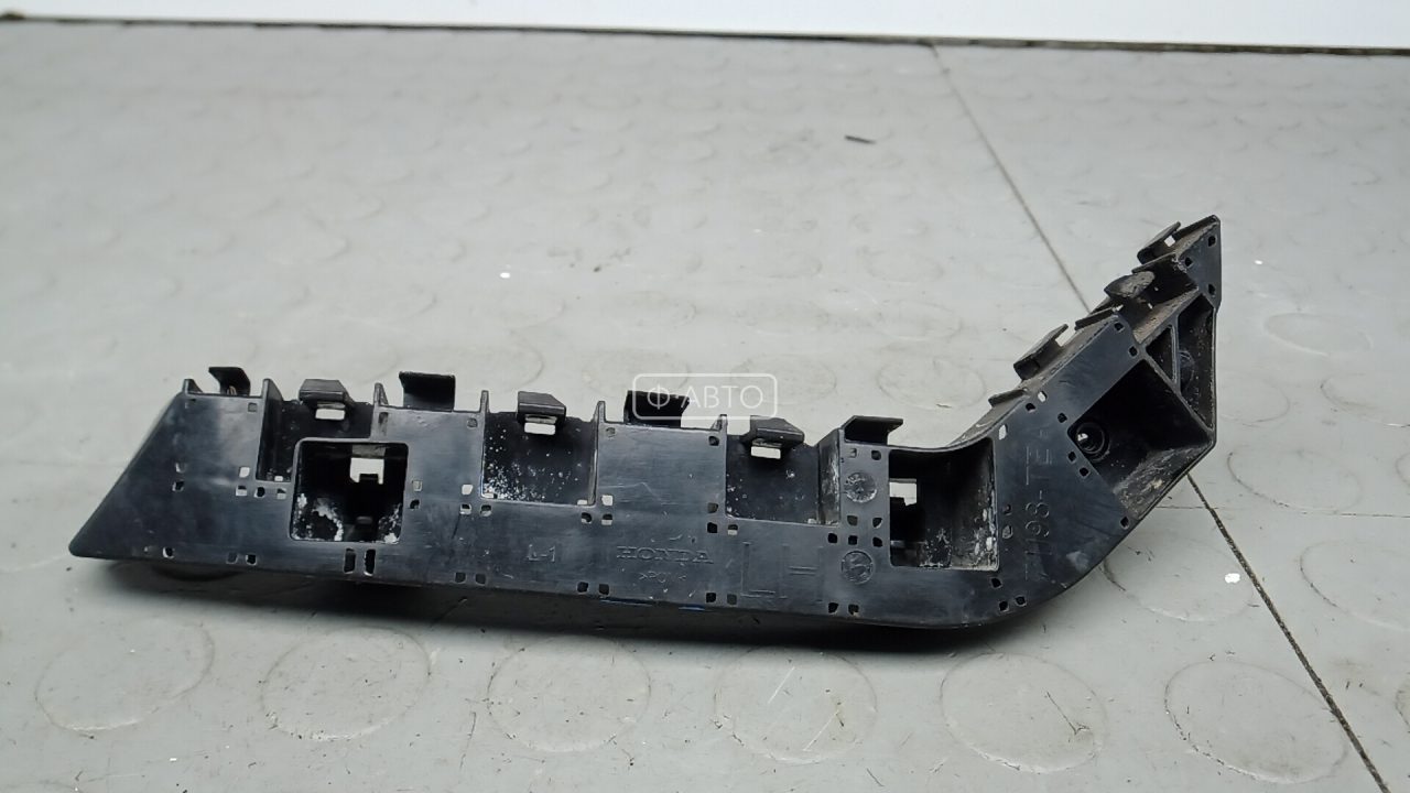 Крепление бампера переднее