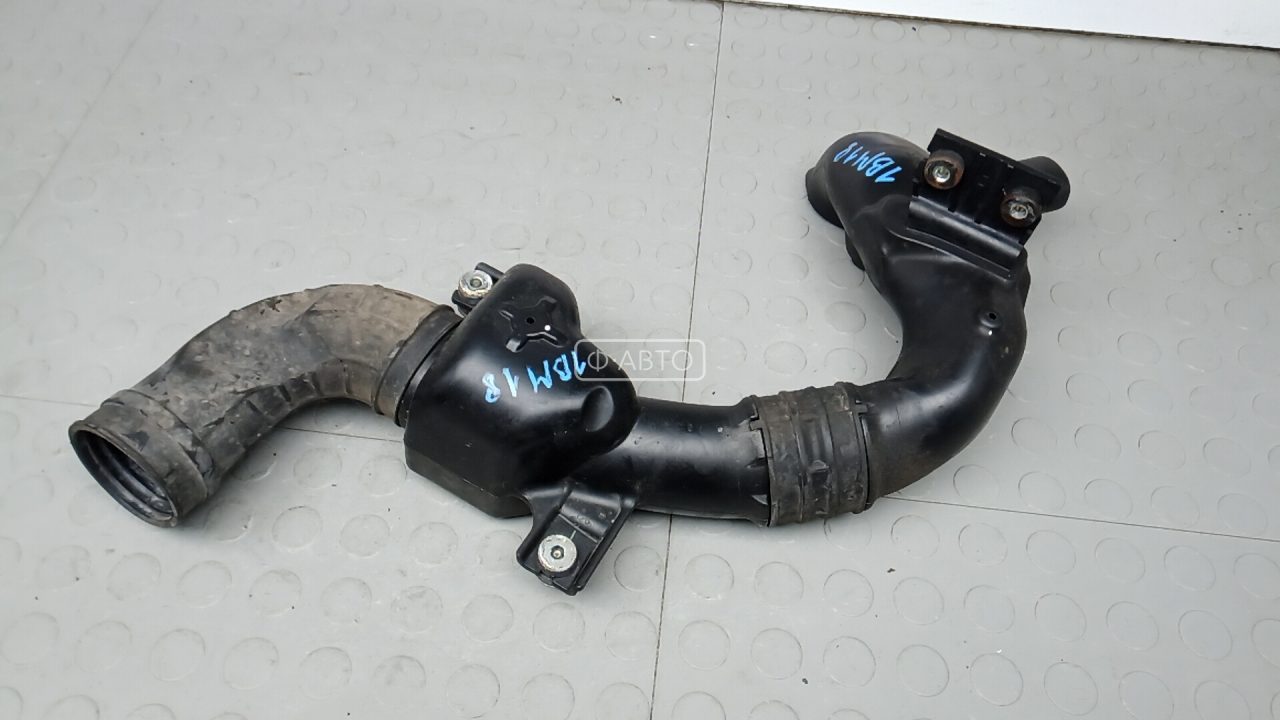 Патрубок воздушного фильтра