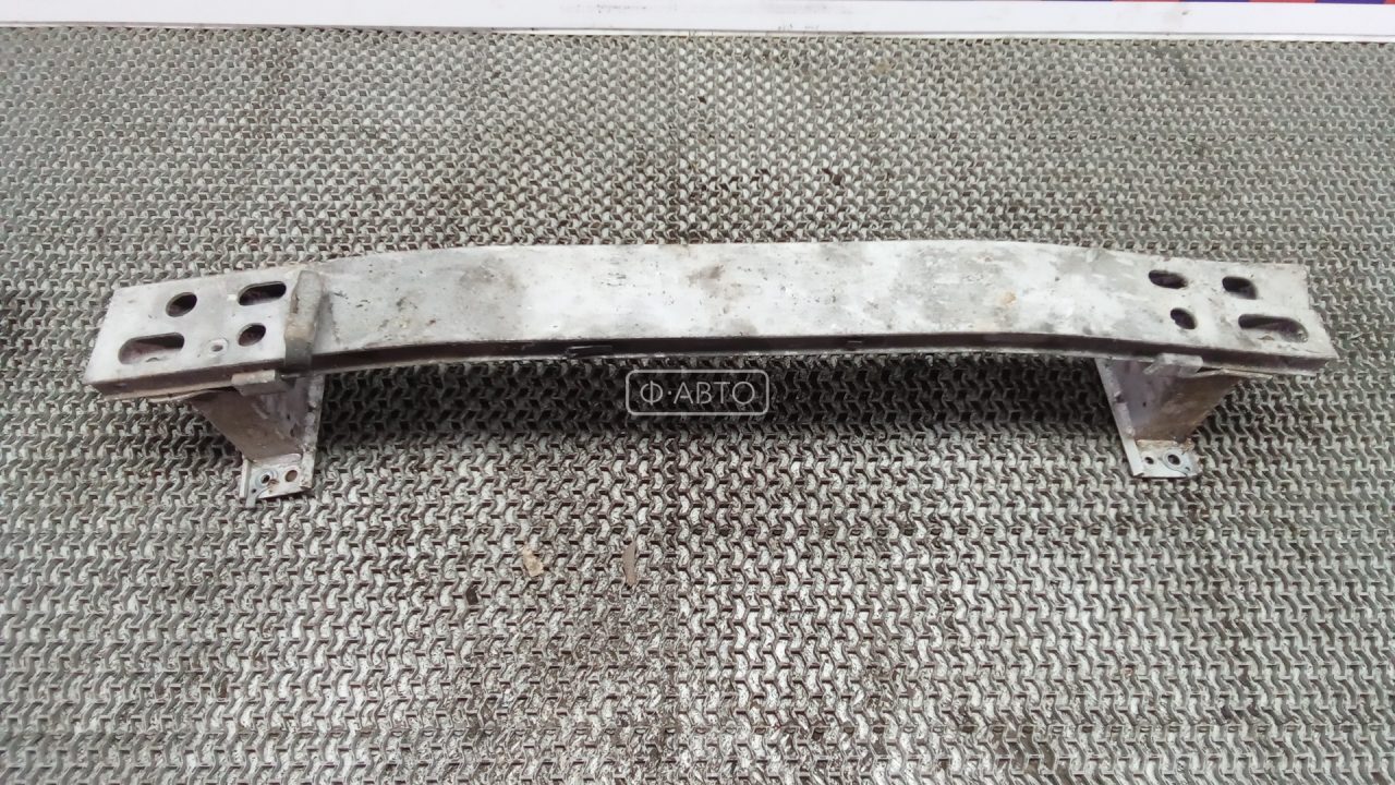 Усилитель бампера передний (кронштейн)