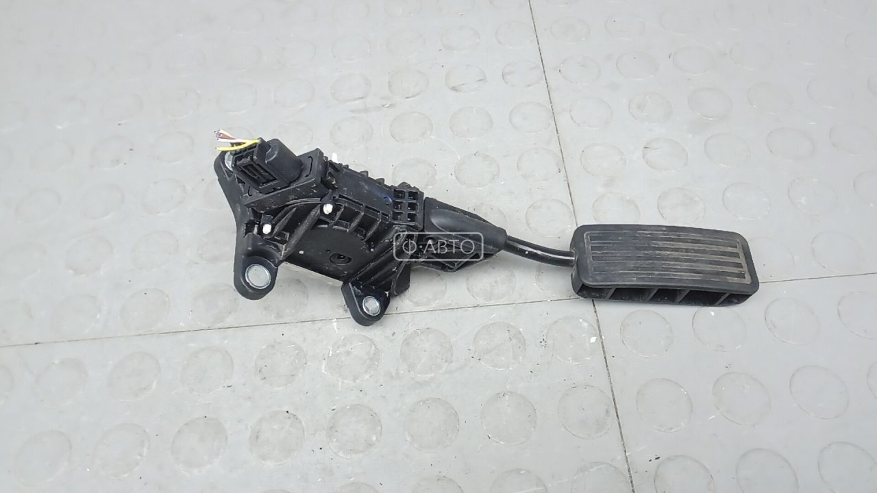 Педаль газа