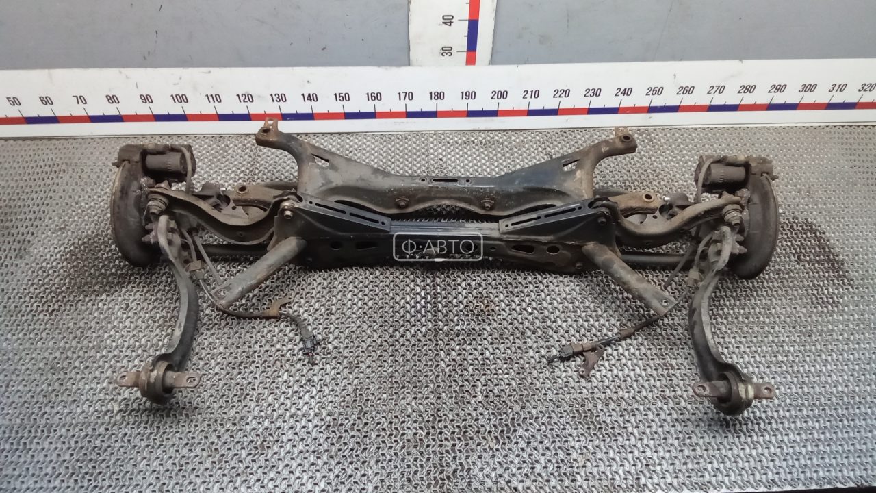 Балка задняя