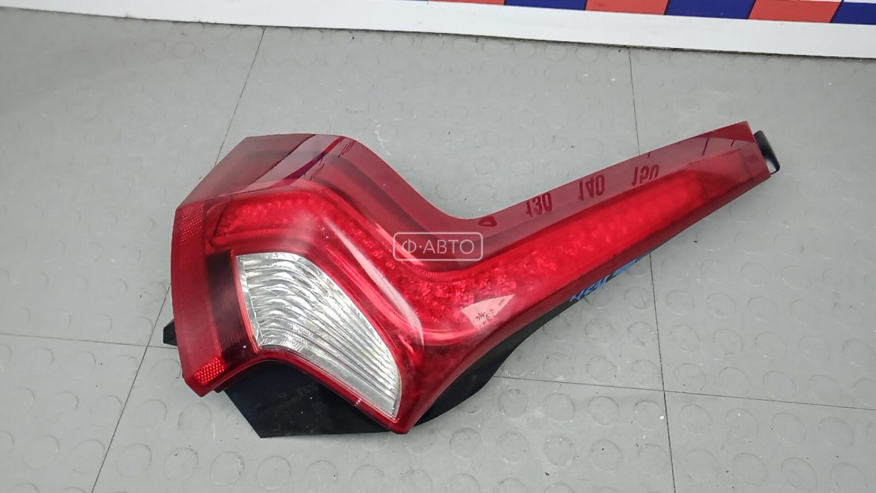 Фонарь задний левый