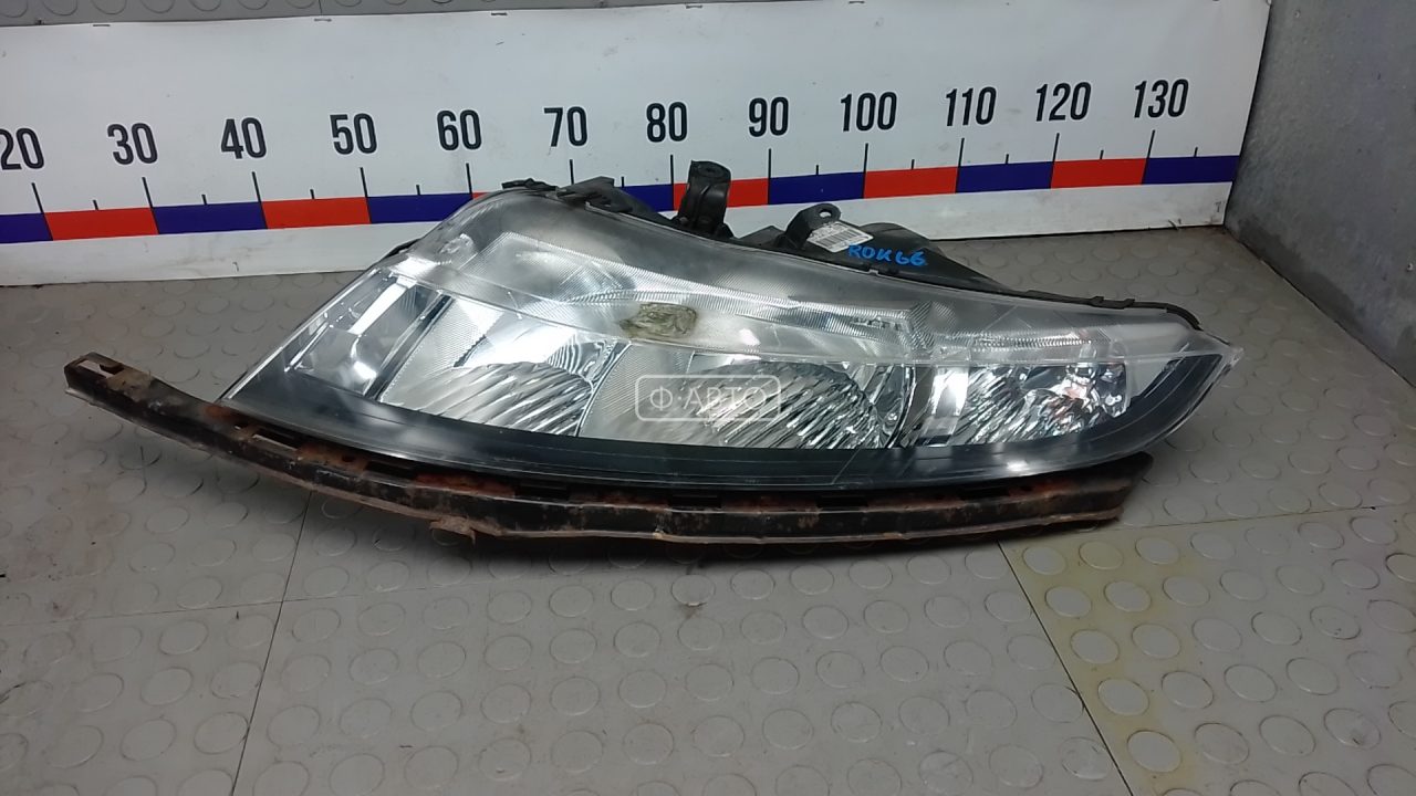 Фара левая
