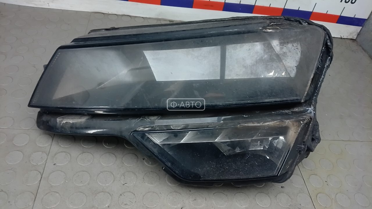 Фара левая