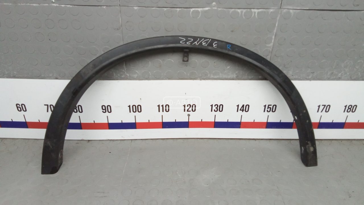 Молдинг крыла переднего правого