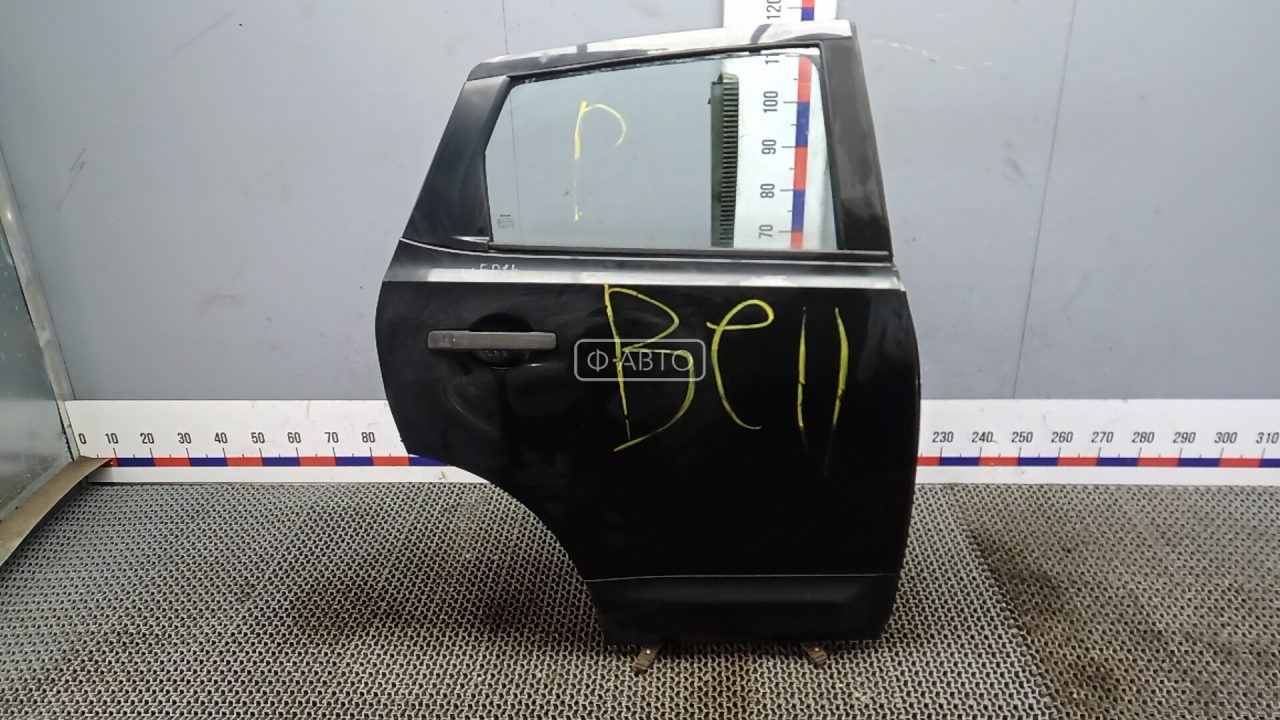 Дверь задняя правая